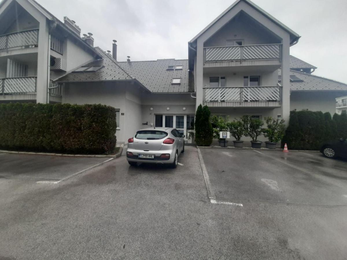 Platinum Bled Appartement Buitenkant foto